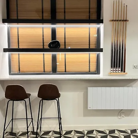 Appartamento Design In The Marais Parigi