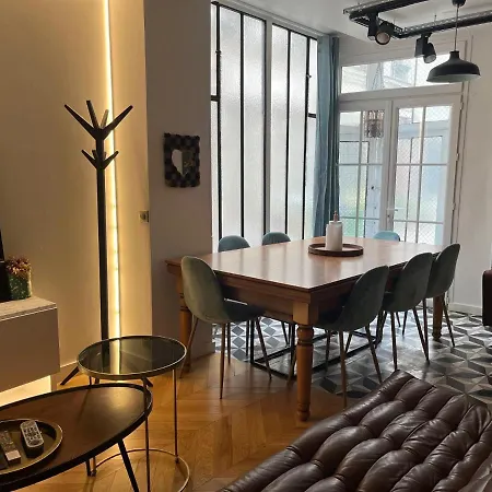 Appartamento Design In The Marais *