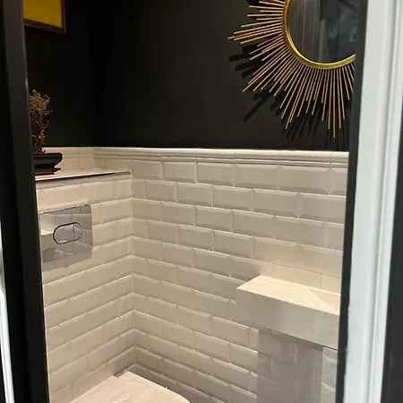 Design In The Marais Париж