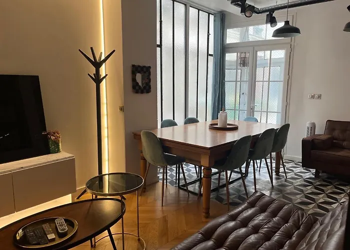 Daire Design In The Marais *